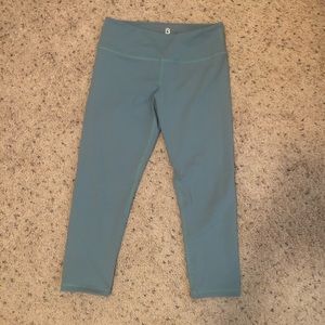 Buff Bunny Leggings size Small Tahitian Blue